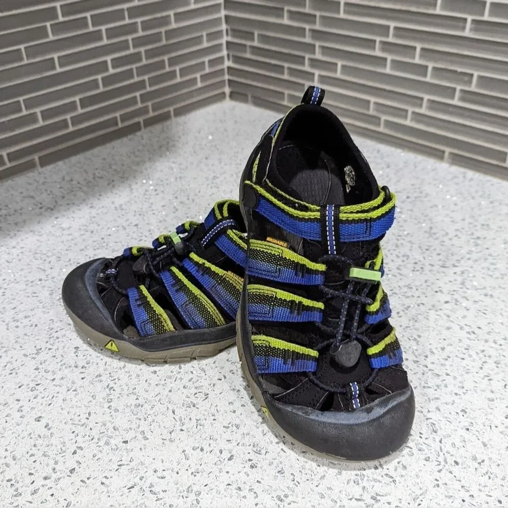 Keen Newport H2 Blue Green Black Striped Fisherman Water Hiking Sandal Boys 2
